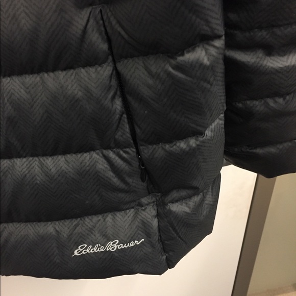 Eddie Bauer Women’s Cirruslite Down Jacket - Picture 4 of 4
